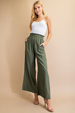 Load image into Gallery viewer, Olive Wide Leg Pants
